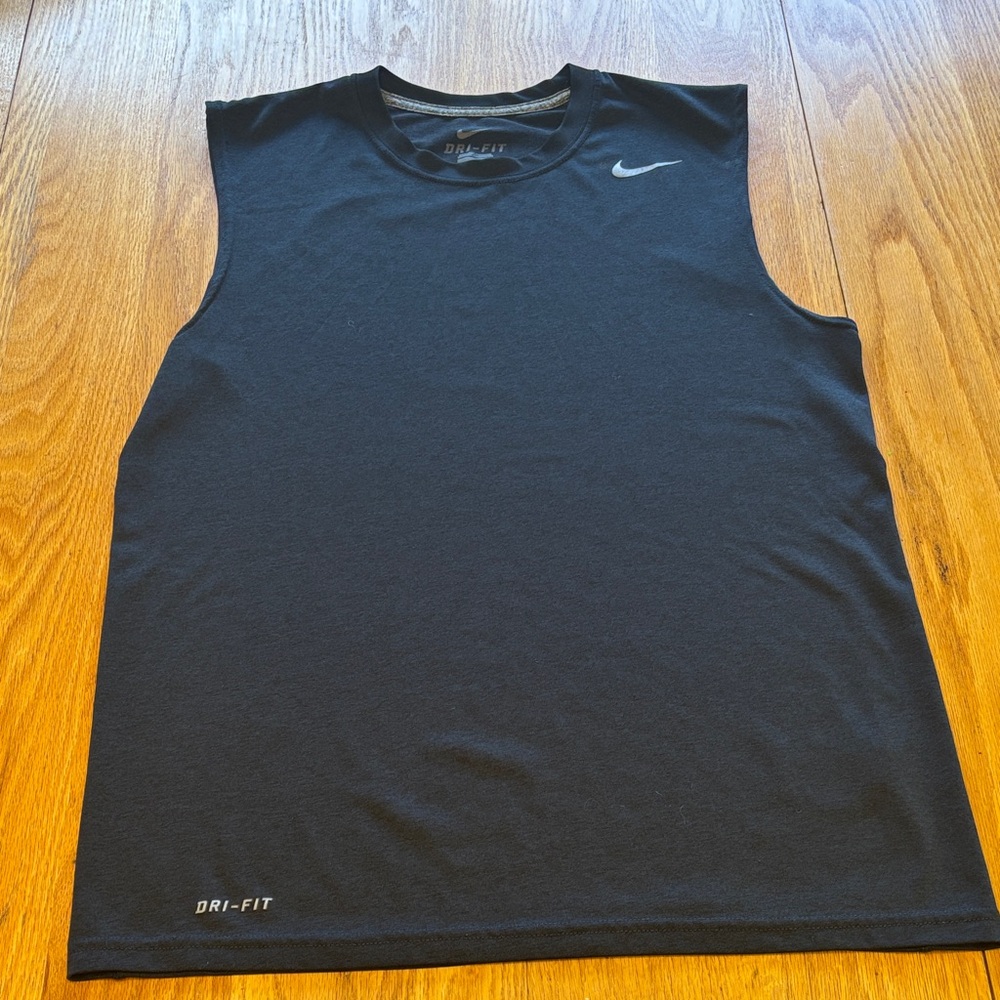 Nike Men's Black Dri-FIT Tank Top